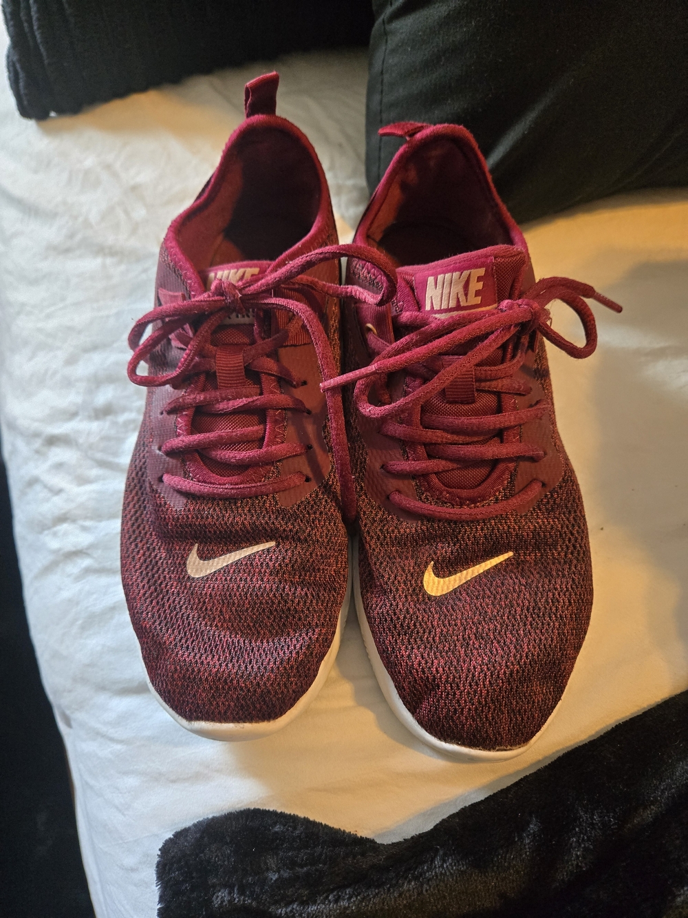 Flex TR 9 Women's Training Shoes Burgundy Berry Sneakers Size 6